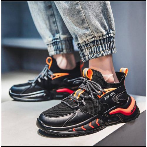 Low-Top Lace Up Sneakers - Black/Red