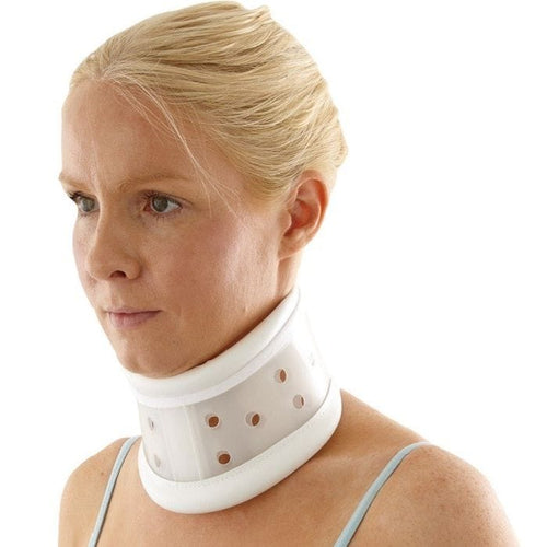 CERVICAL COLLAR (HARD)