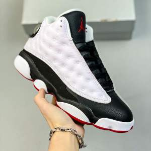 Air Jordan 9 Retro sneakers