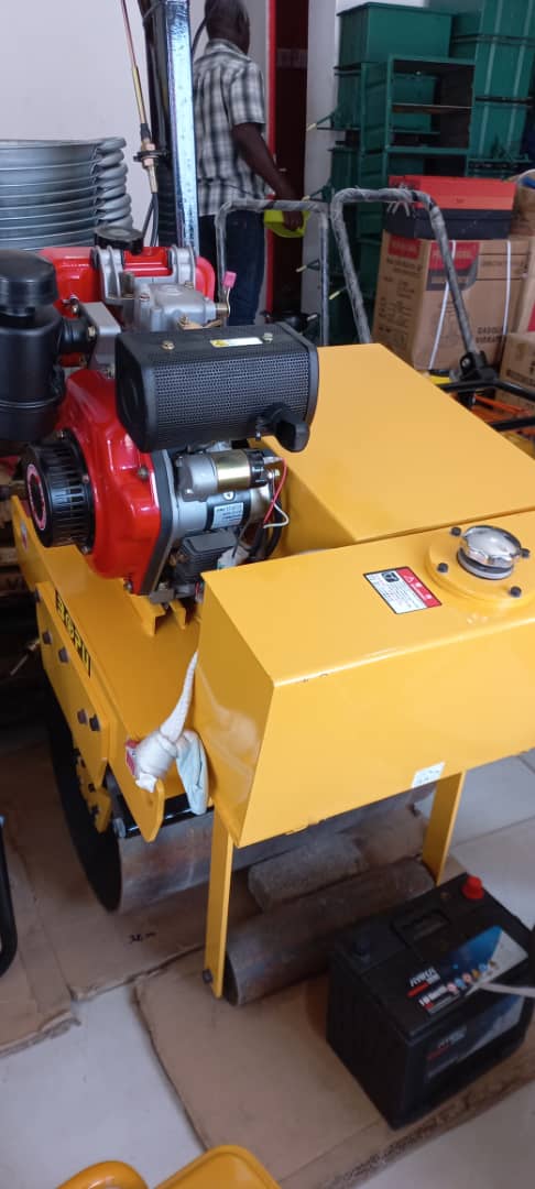 Single Drum Road Roller