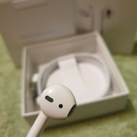 Quality Apple AirPods with Wireless Charging Case