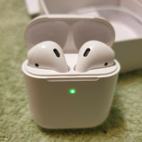 Quality Apple AirPods with Wireless Charging Case