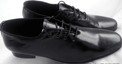 Black Mirror polished leather
