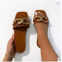 Women's Slippers & Flip Flops